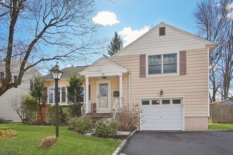 28 Bradford St, New Providence Boro, NJ 07974 - #: 3948460