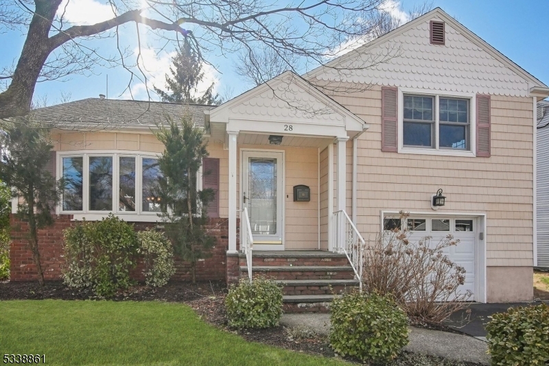 28 Bradford St