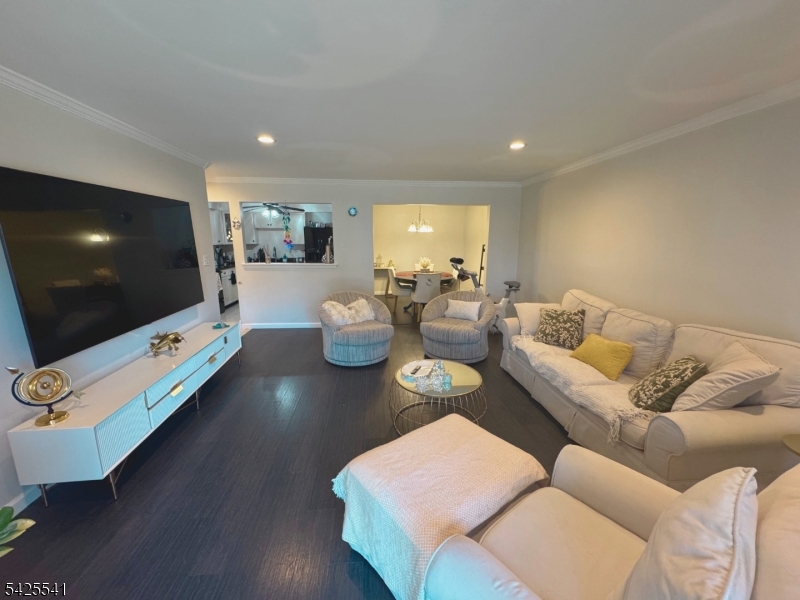 Claremont Hills - Residential