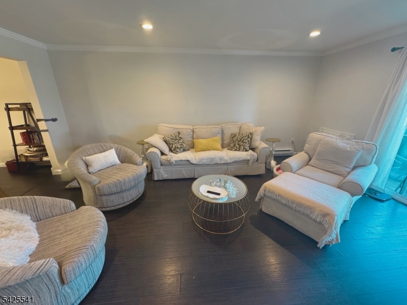 Claremont Hills - Residential