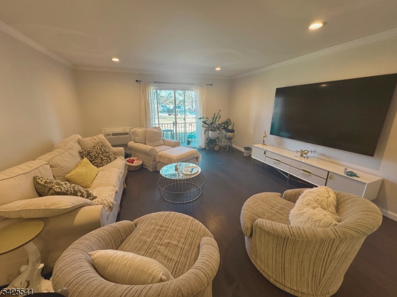 Claremont Hills - Residential