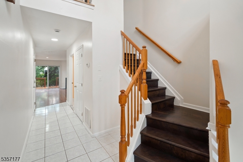 16 Ashley Ct