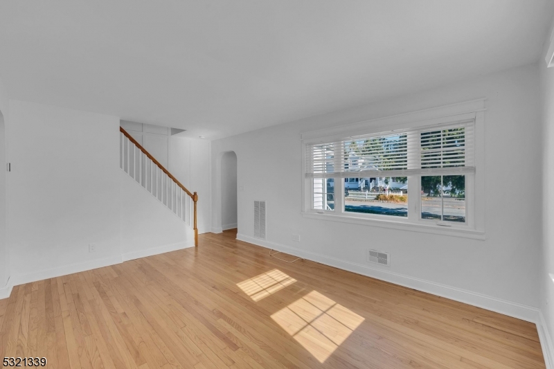 Pershing/Budd Lk - Residential