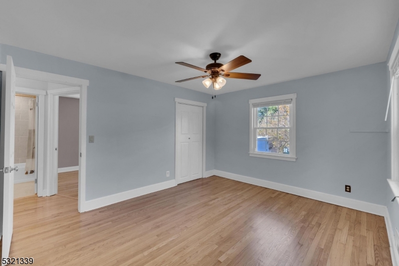 Pershing/Budd Lk - Residential