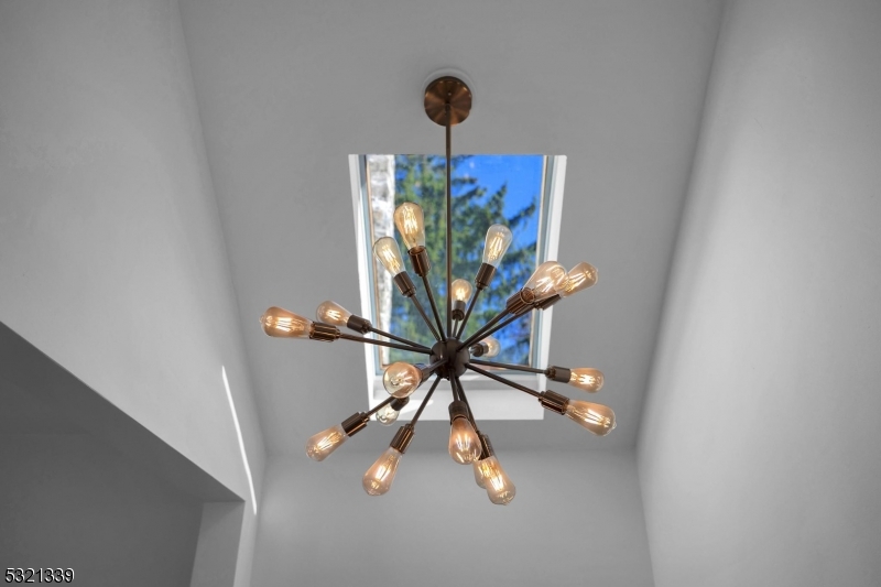 Pershing/Budd Lk - Residential