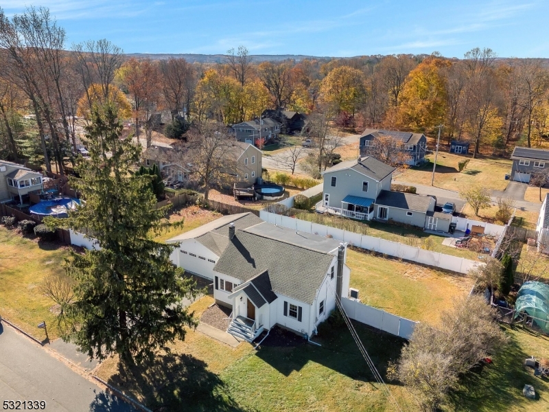 Pershing/Budd Lk - Residential