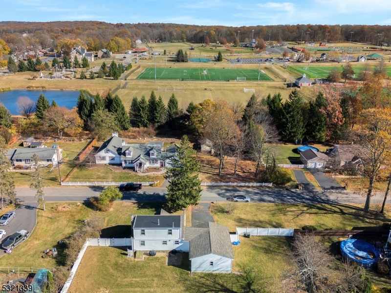 Pershing/Budd Lk - Residential