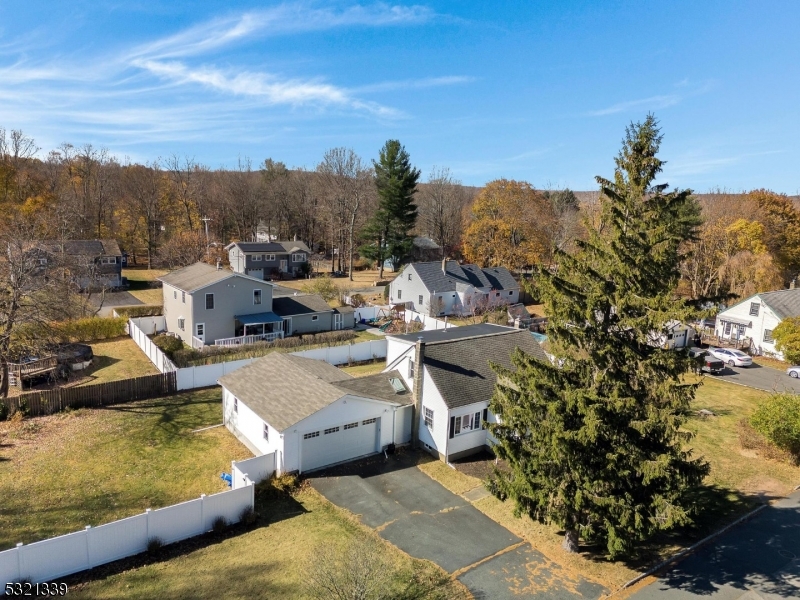 Pershing/Budd Lk - Residential