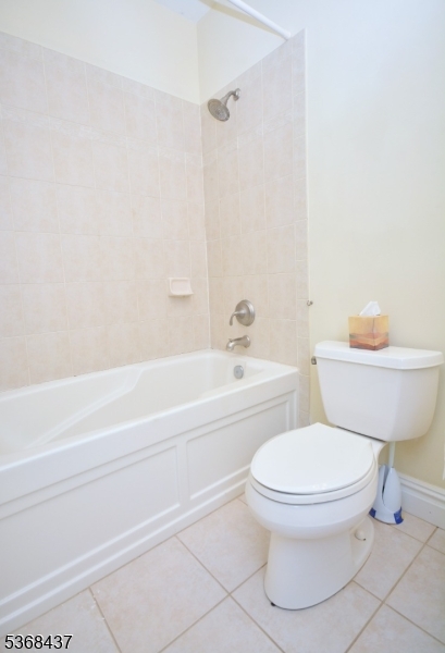 Lakeside Villas at Watchung - Residential