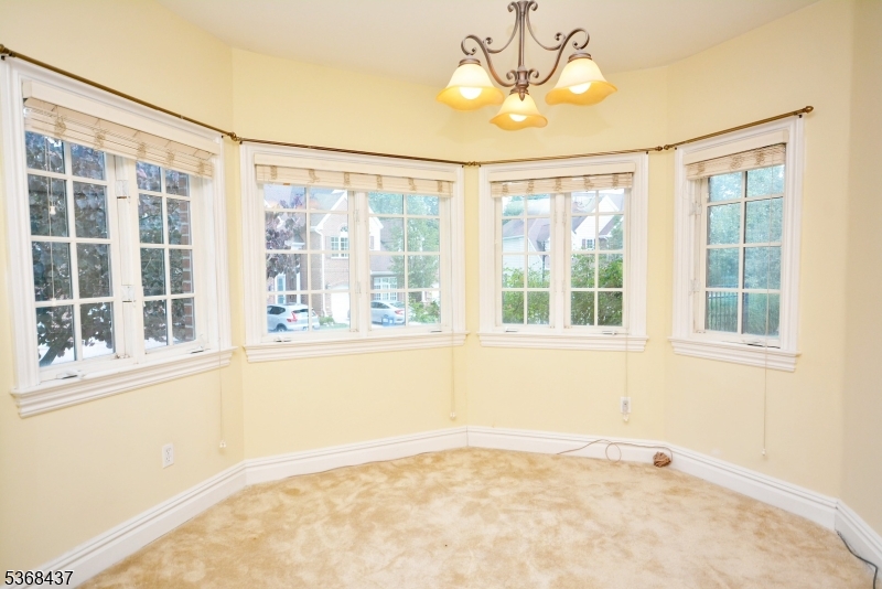 Lakeside Villas at Watchung - Residential