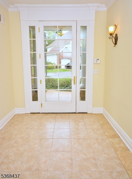 Lakeside Villas at Watchung - Residential