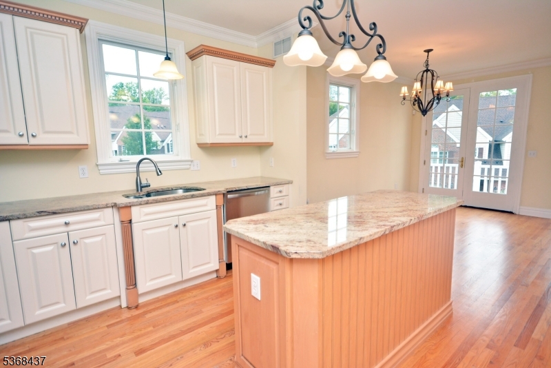 Lakeside Villas at Watchung - Residential