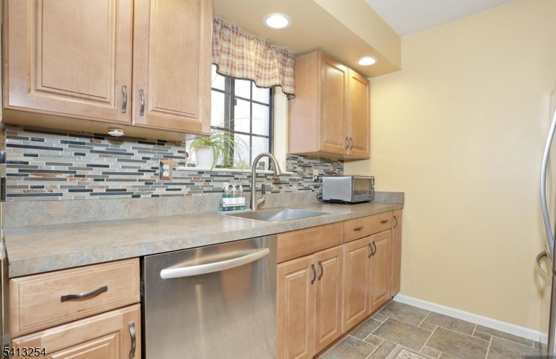 Ridge Gardens - Residential