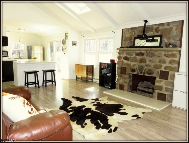 PAULINSKILL LAKE - Residential