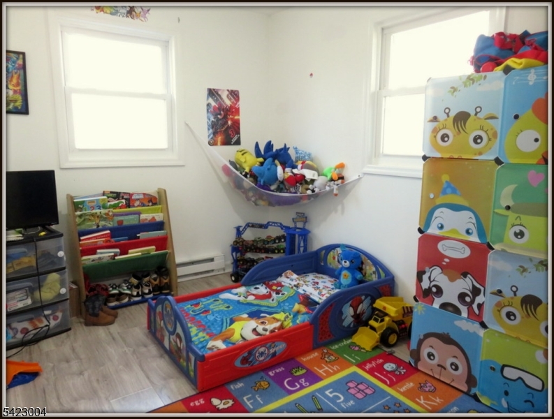 PAULINSKILL LAKE - Residential