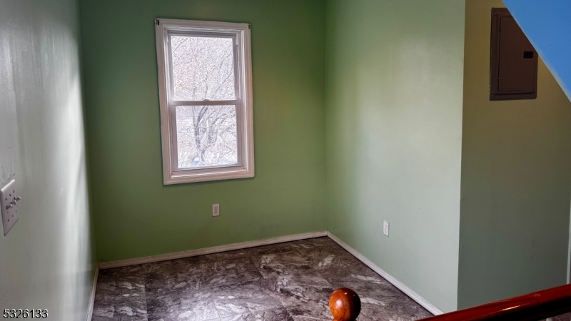 Paterson City, New Jersey 07502, United States, 6 Bedrooms Bedrooms, ,4 BathroomsBathrooms,Residential,Pending,30802