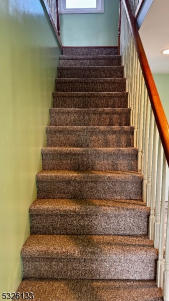 Paterson City, New Jersey 07502, United States, 6 Bedrooms Bedrooms, ,4 BathroomsBathrooms,Residential,Pending,30802