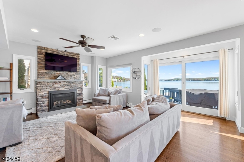 Lake Hopatcong Main Lake - Residential