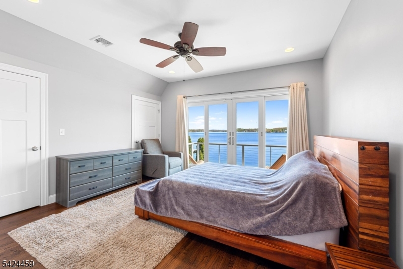 Lake Hopatcong Main Lake - Residential