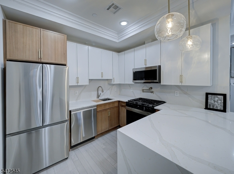 The Clifton Pl - Residential