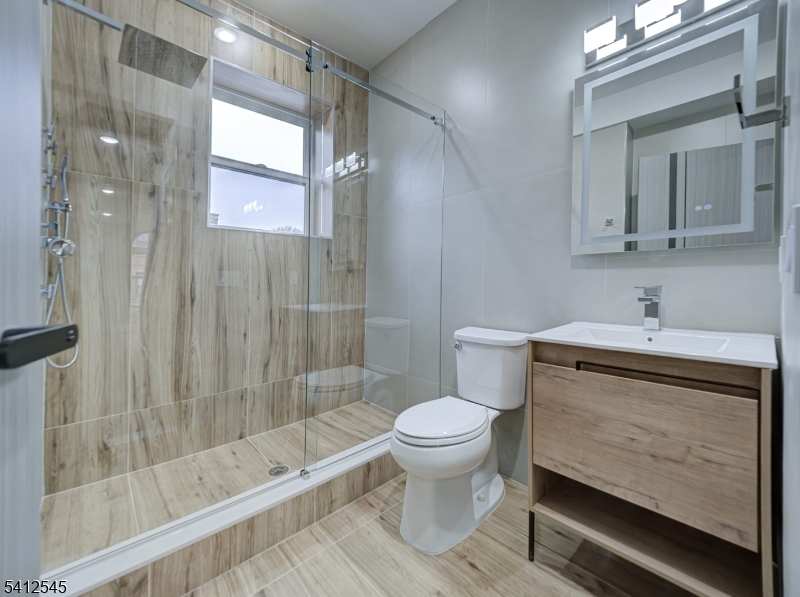 The Clifton Pl - Residential