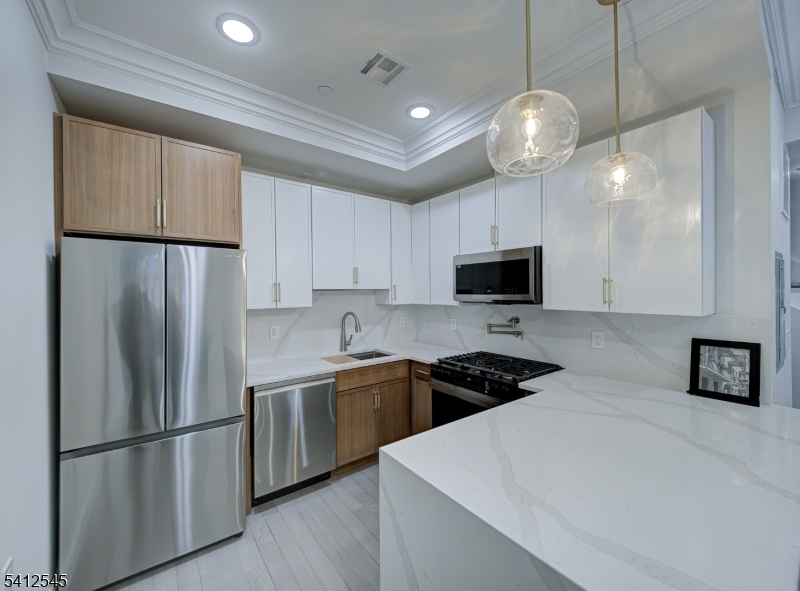 The Clifton Pl - Residential