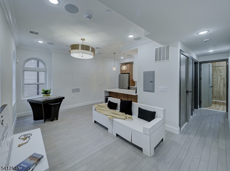 The Clifton Pl - Residential