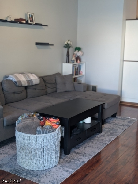 Oak Street Commons - Residential