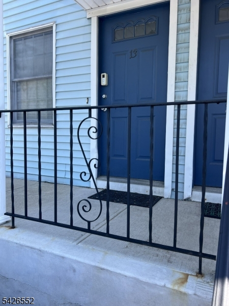 Oak Street Commons - Residential