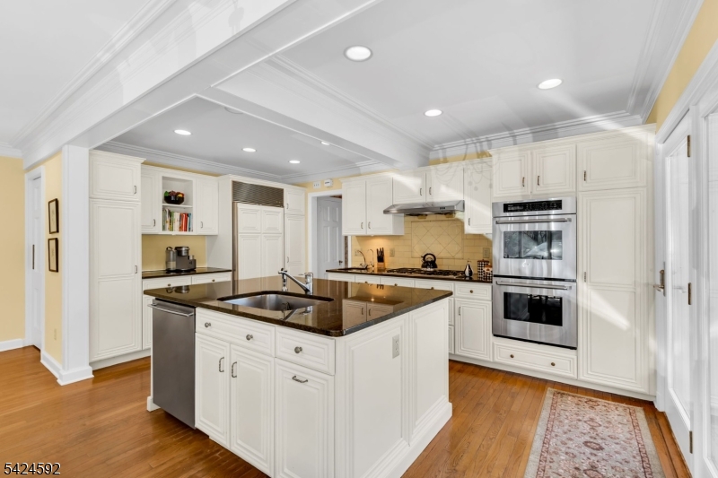 SLEEPY HOLLOW - Residential