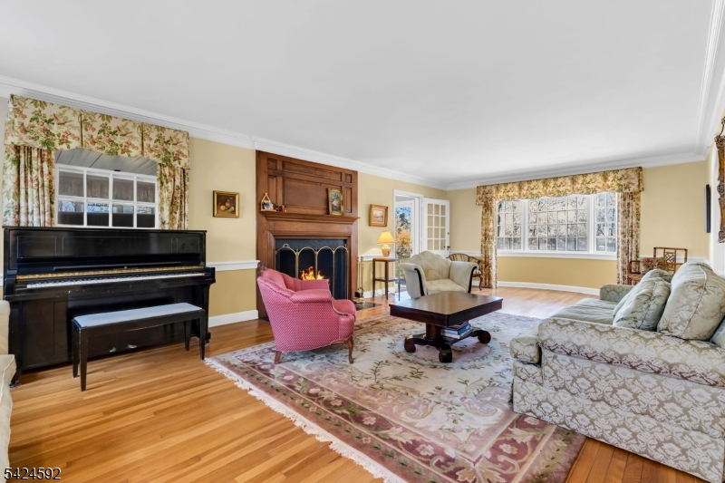 SLEEPY HOLLOW - Residential