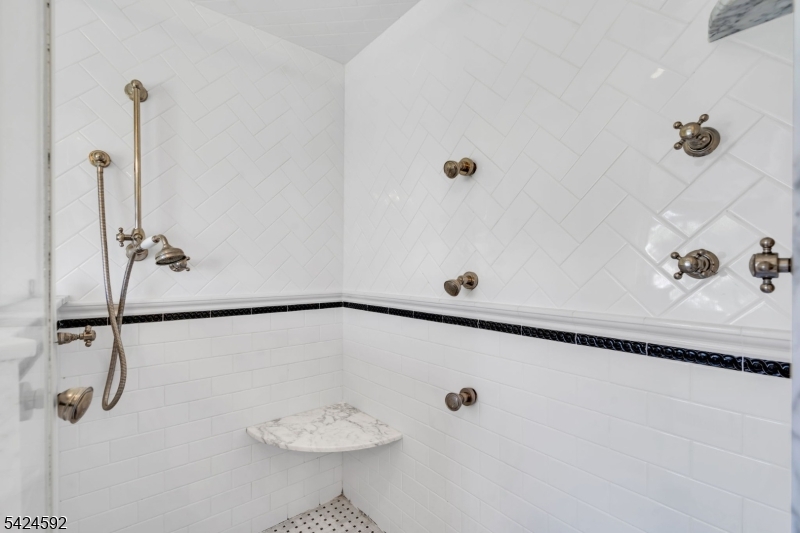 SLEEPY HOLLOW - Residential