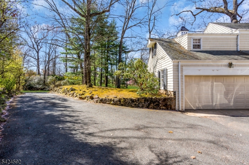 SLEEPY HOLLOW - Residential