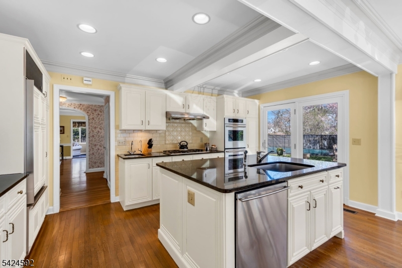 SLEEPY HOLLOW - Residential