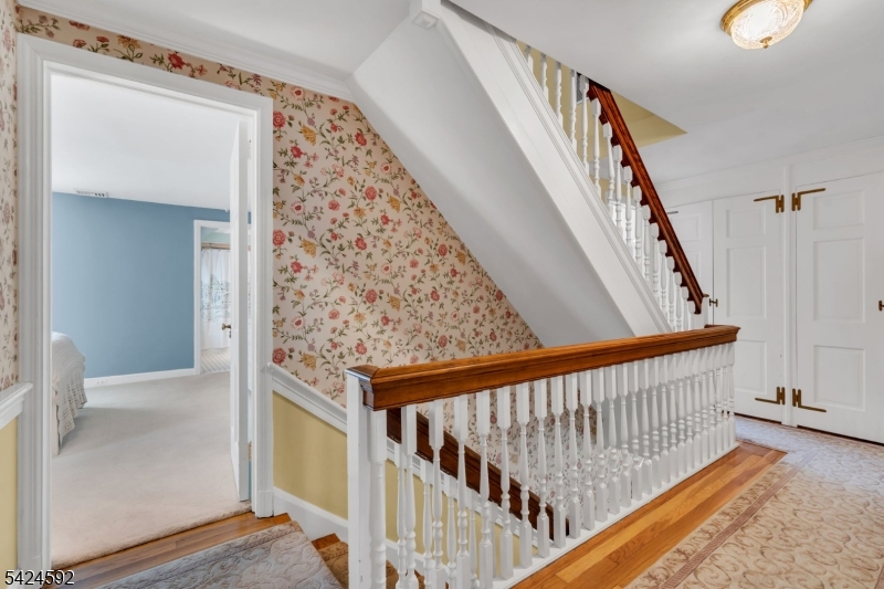 SLEEPY HOLLOW - Residential