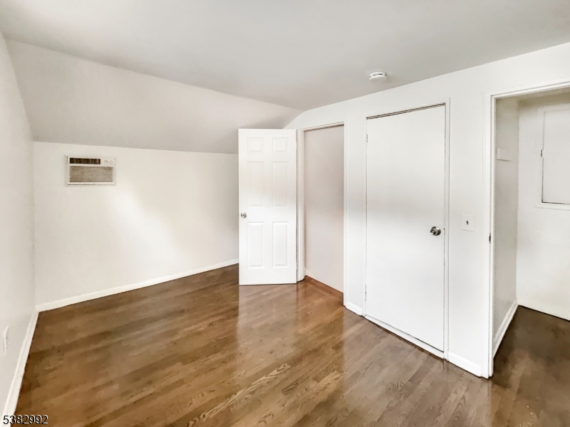 LAKE PARSIPPANY - Residential