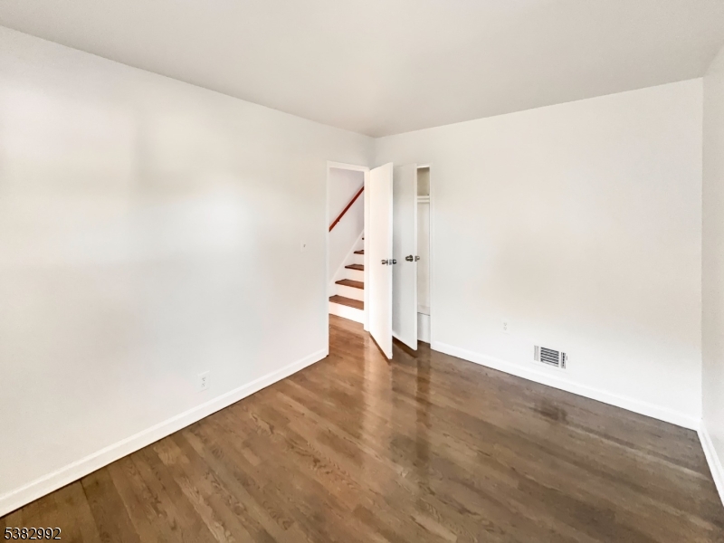 LAKE PARSIPPANY - Residential