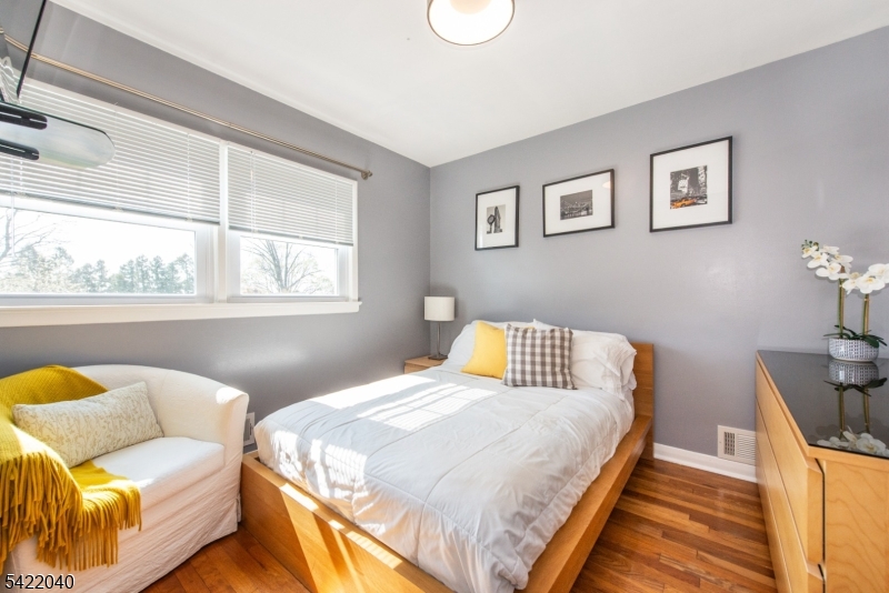 Greglawn - Residential