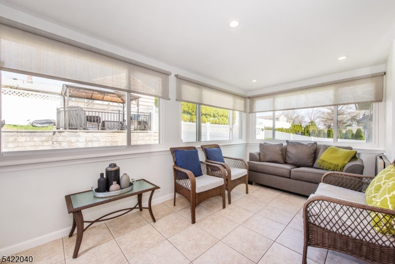 Greglawn - Residential