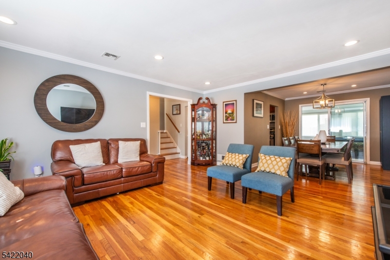 Greglawn - Residential