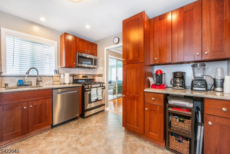 Greglawn - Residential