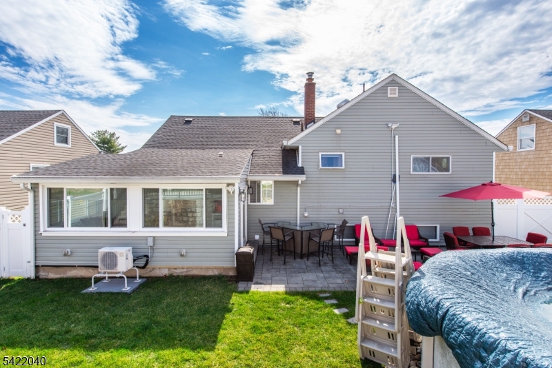 Greglawn - Residential