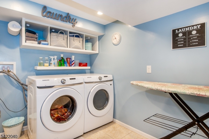 Greglawn - Residential