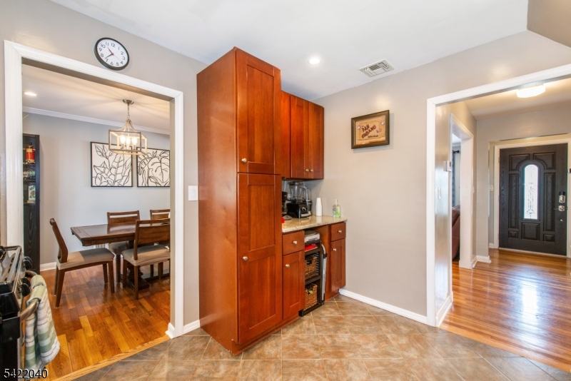 Greglawn - Residential