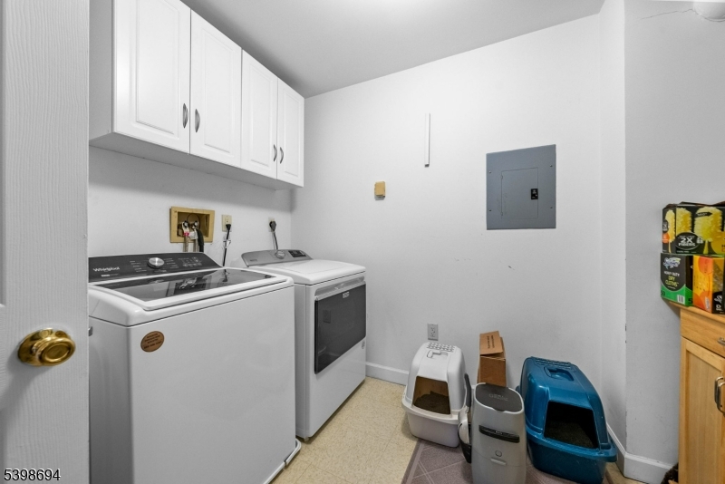 Cedar Brook - Residential