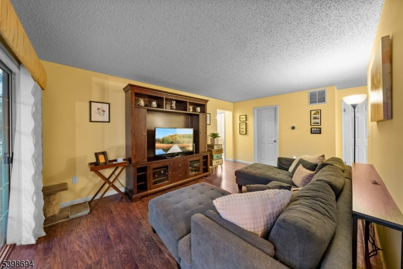 Cedar Brook - Residential