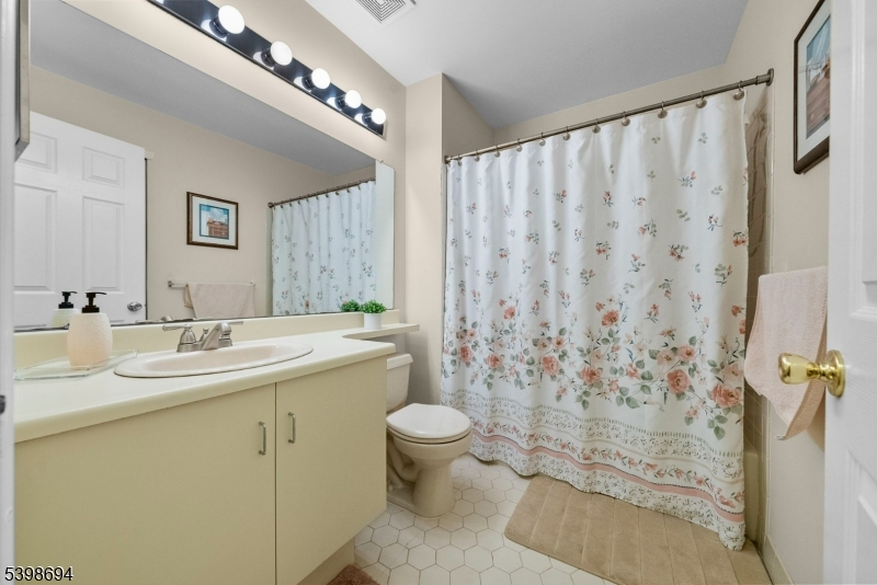 Cedar Brook - Residential