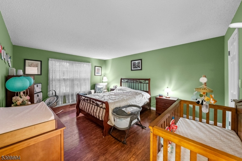 Cedar Brook - Residential