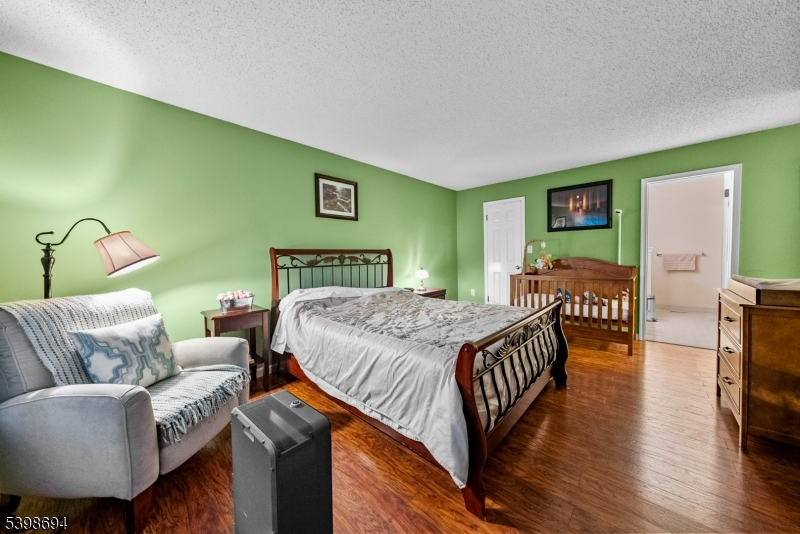 Cedar Brook - Residential