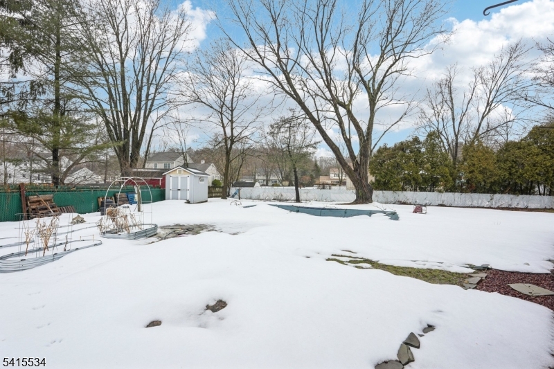 OLD MILFORD ESTATES - Residential